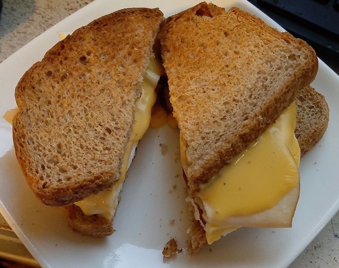 2022-09-17 - Egg Sandwich
