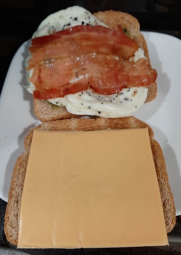 2022-09-27 - Egg Sandwich